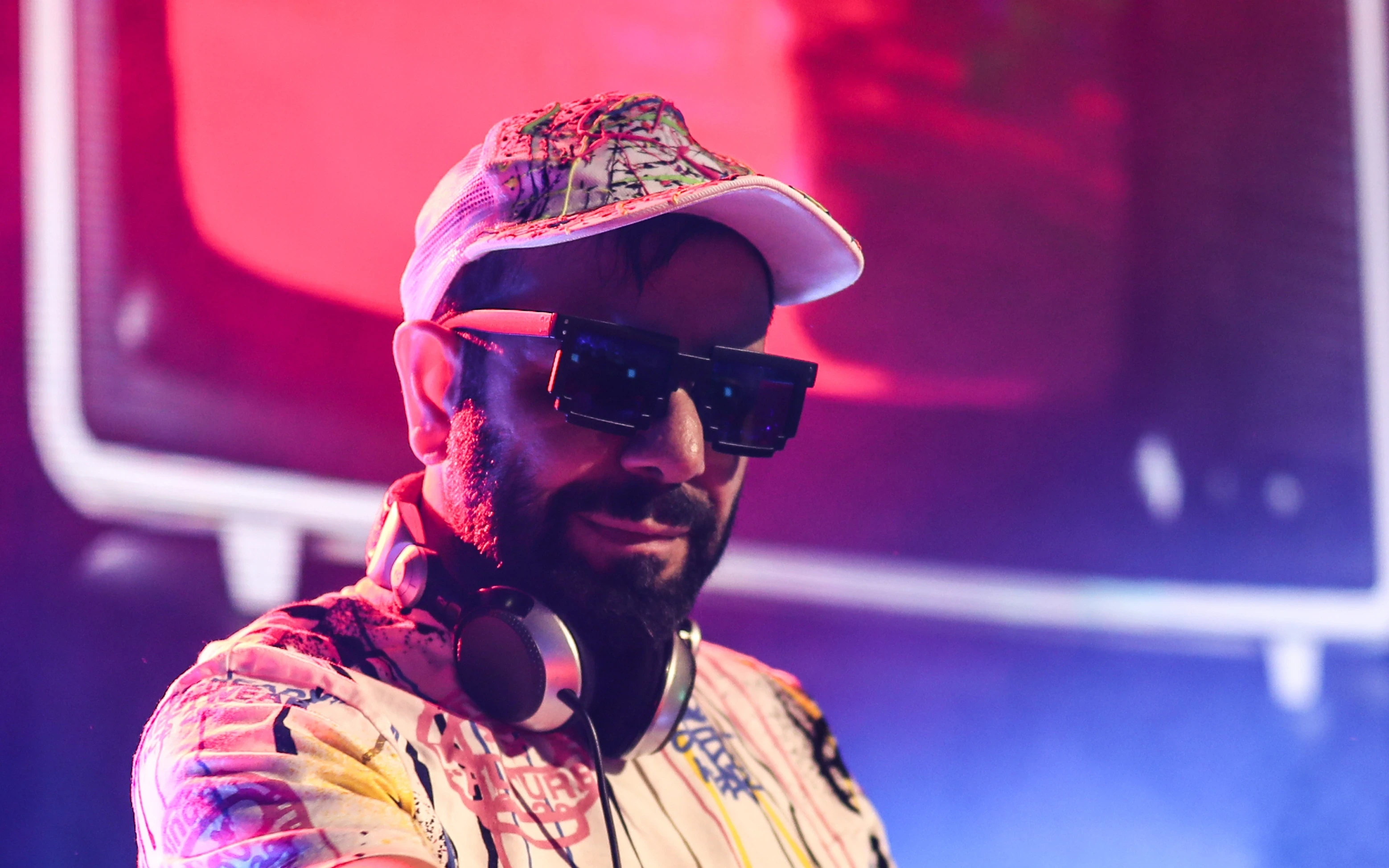 Dj Hakan Küfündür ile 90’lar 2000’ler White Party