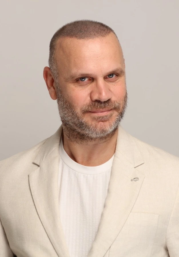 Cenk Tunalı