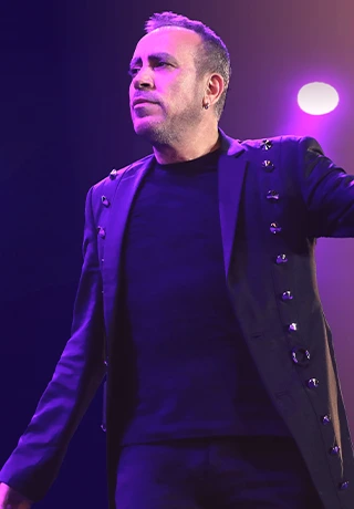 Haluk Levent sanatçı fotoğrafı