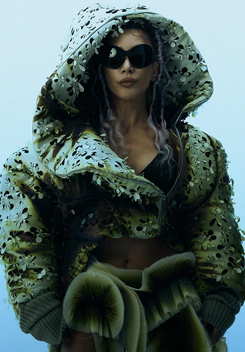 Hande Yener sanatçı fotoğrafı