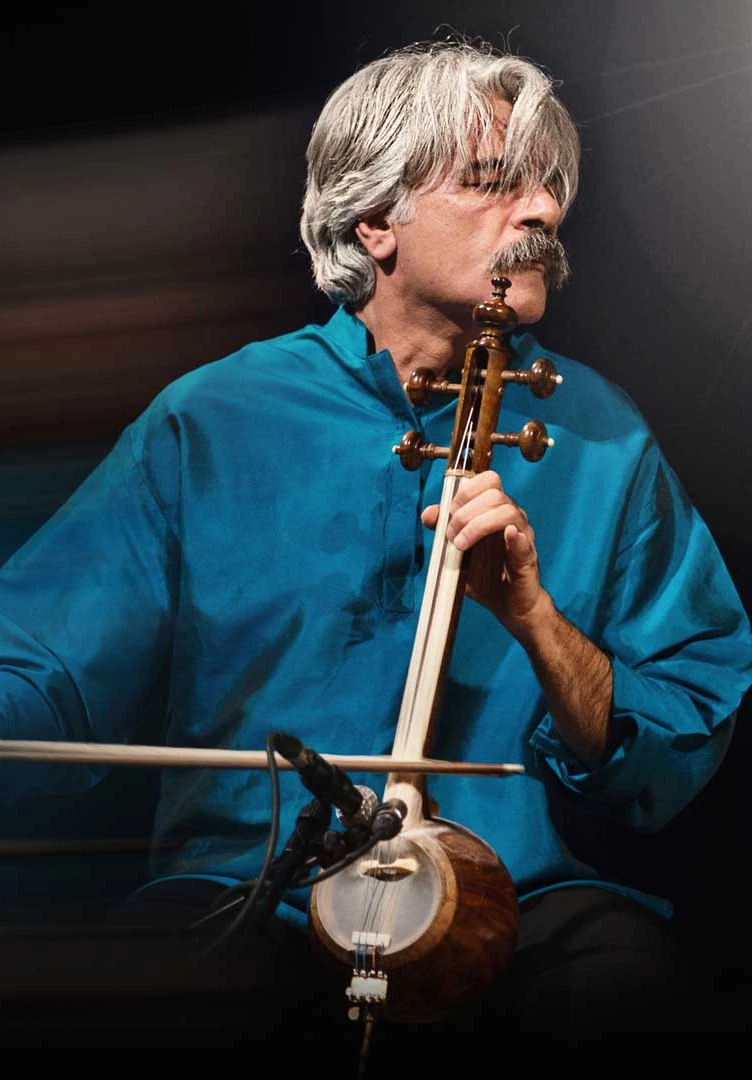 Kayhan  Kalhor sanatçı fotoğrafı