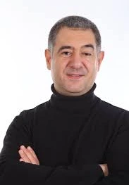 Melih Ekener sanatçı fotoğrafı